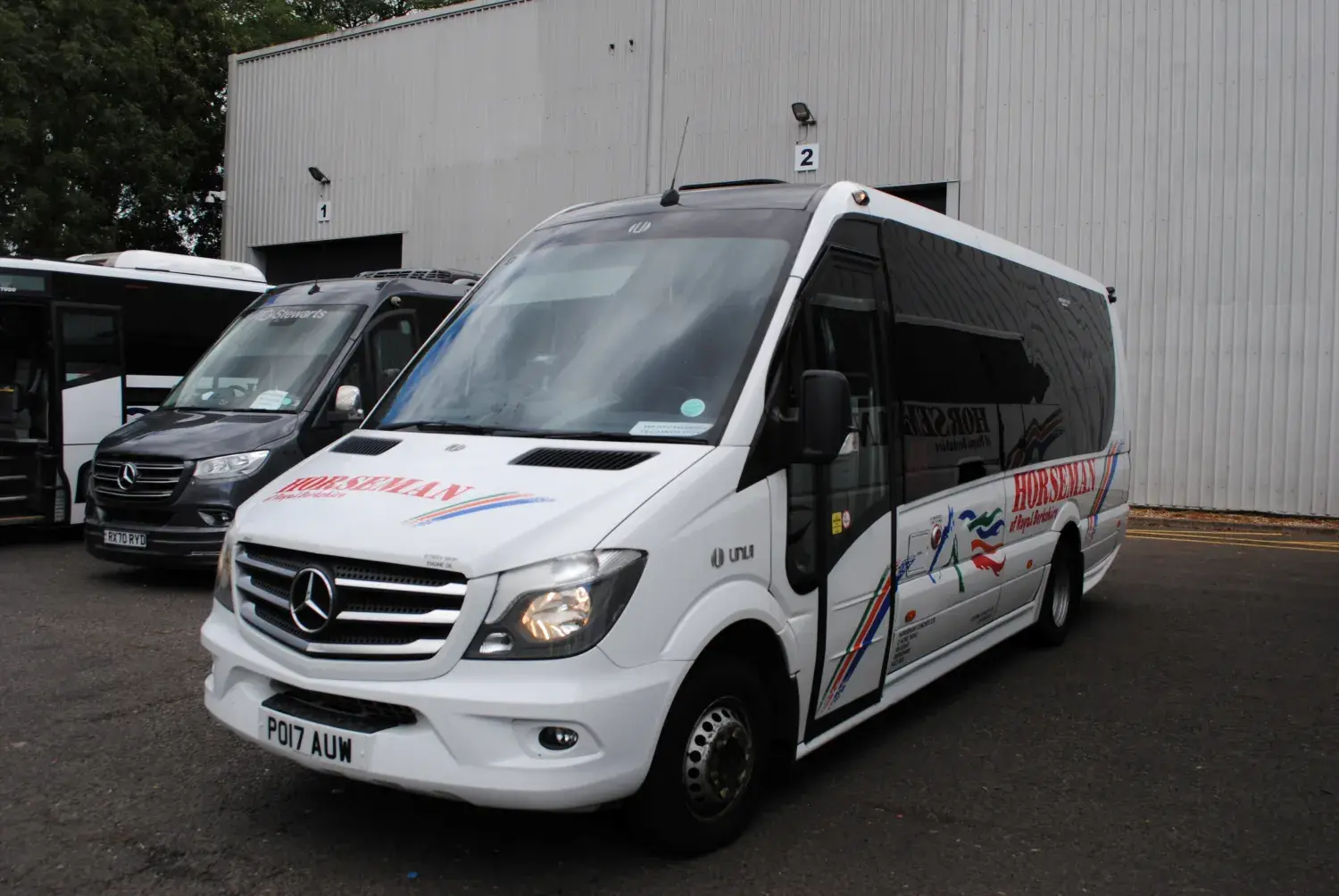 Horseman MiniBus